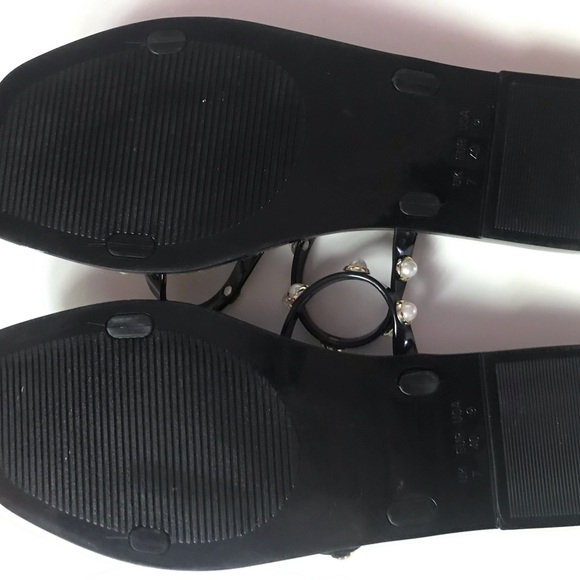 NWOT Steve Madden Pearl Embellishment Studded Flat Sandals Size 8 - Picture 5 of 5